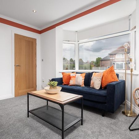 Villa Shawe House - 10 Minute Mcr Airport - Free Parking Wythenshawe Zimmer foto