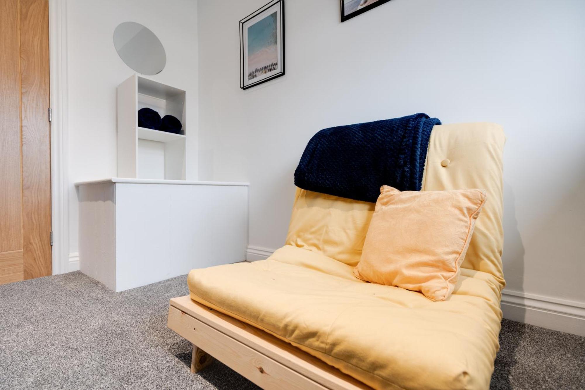 Villa Shawe House - 10 Minute Mcr Airport - Free Parking Wythenshawe Zimmer foto