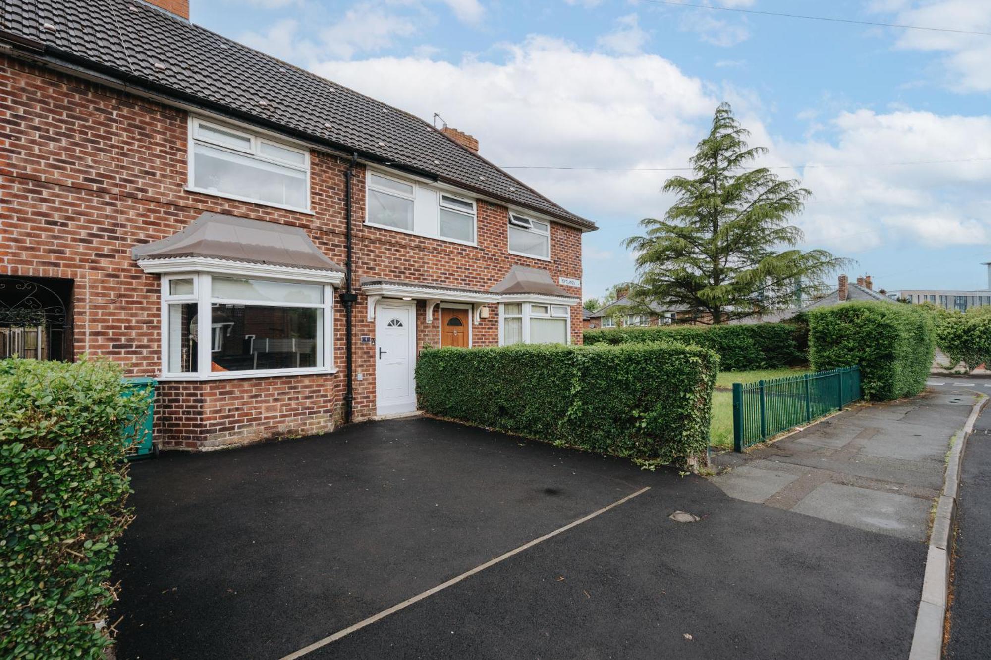 Villa Shawe House - 10 Minute Mcr Airport - Free Parking Wythenshawe Zimmer foto